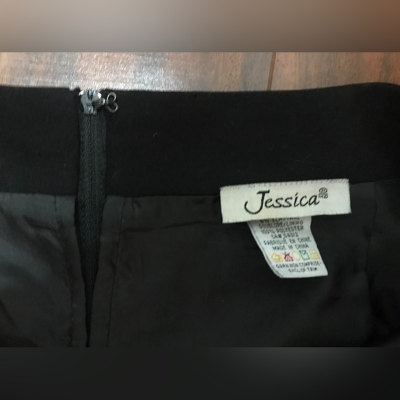 Jessica women’s 14 a-line skirt, black - Picture 2 of 3